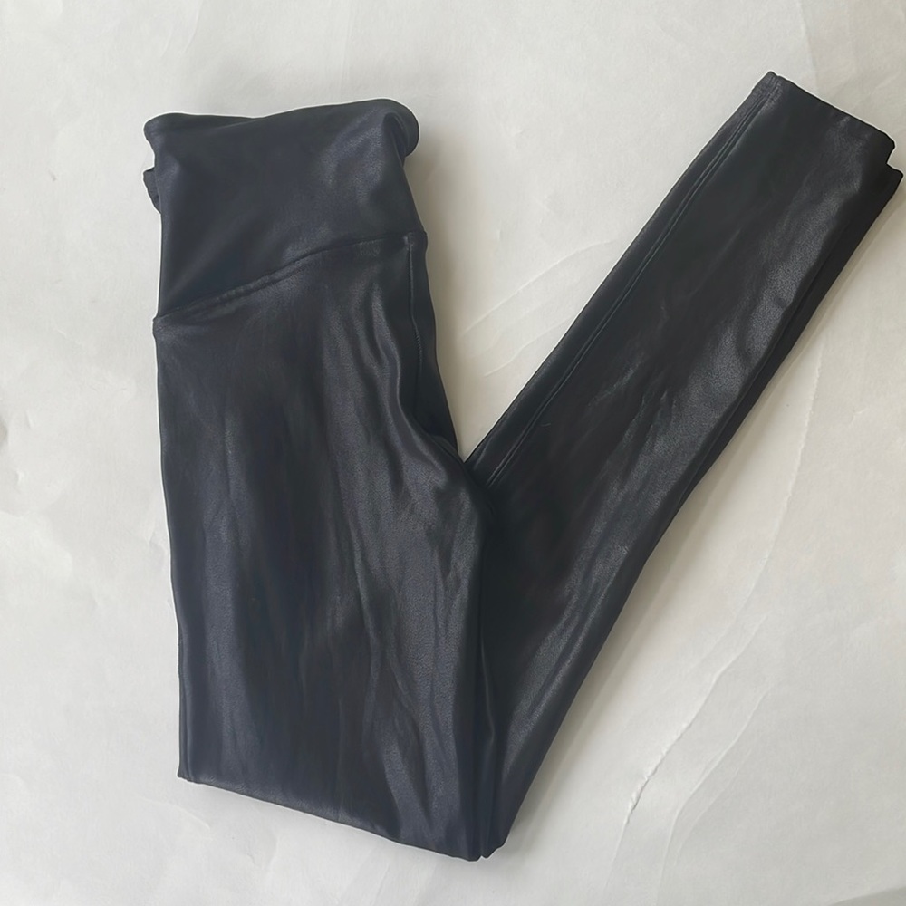 SPANX faux leather leggings size large
